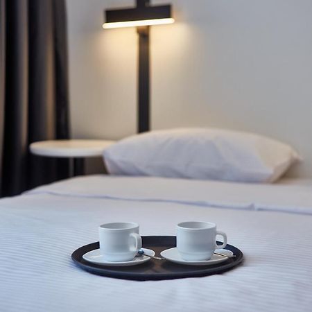 Sunday Hotel Одесса Экстерьер фото
